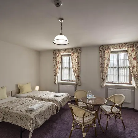 Pensjonat Folwark Książęcy Kliczków