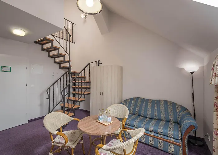 Folwark Ksiazecy 3* Kliczków